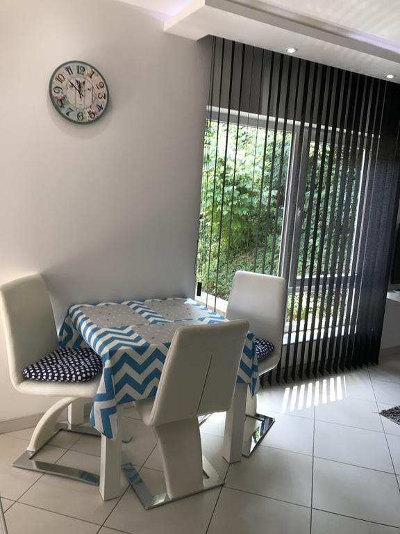 Apartment Ajla Tuzla Esterno foto