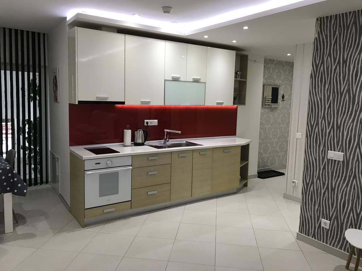 Apartment Ajla Tuzla Esterno foto